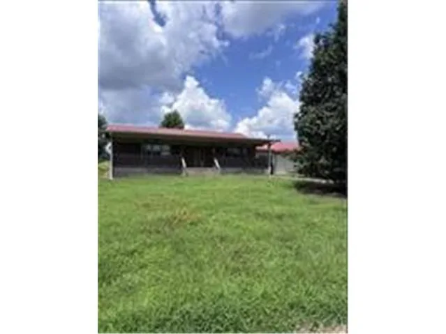 147 Young Loop foreclosure property image