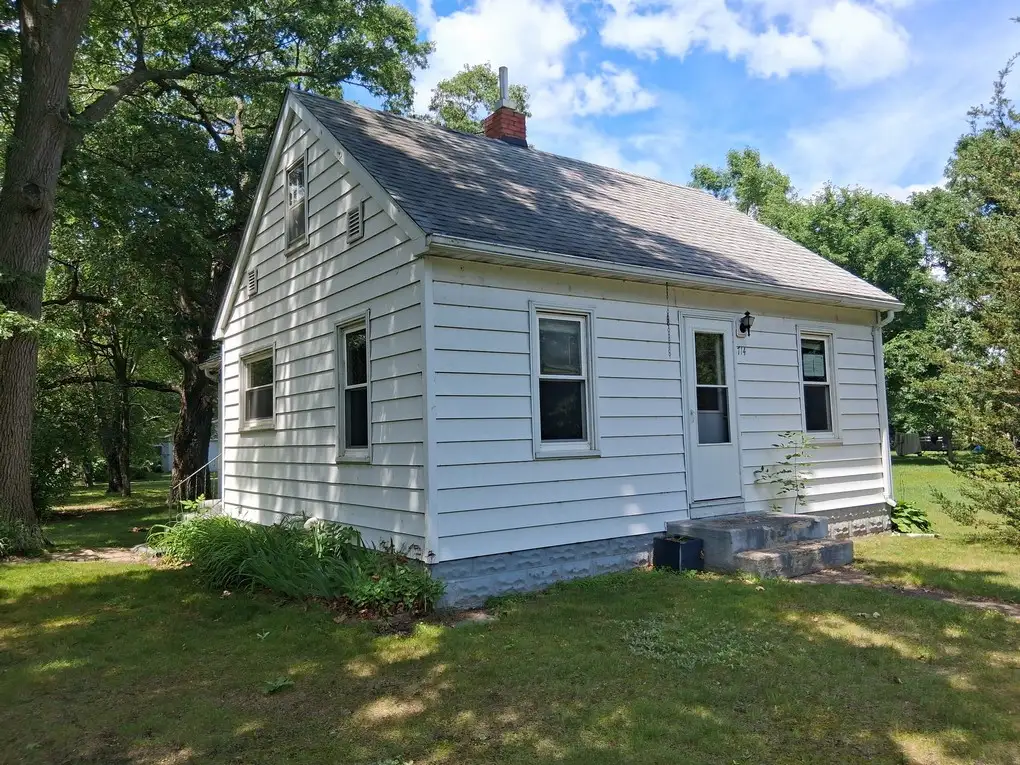 714 5th St SW foreclosure property image