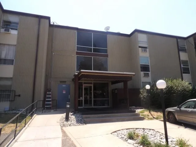 2231 South Vaughn Way Unit 111b foreclosure property image