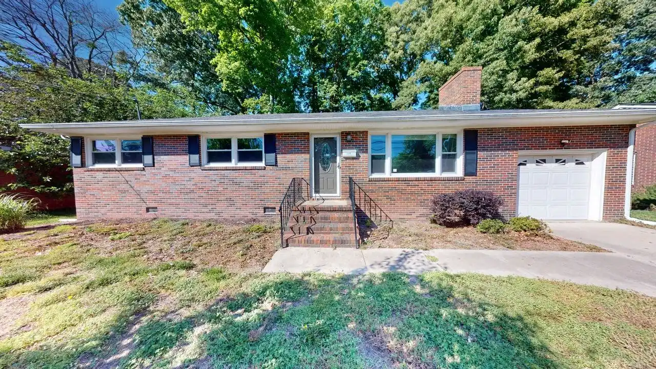 108 Parker Ave foreclosure property image