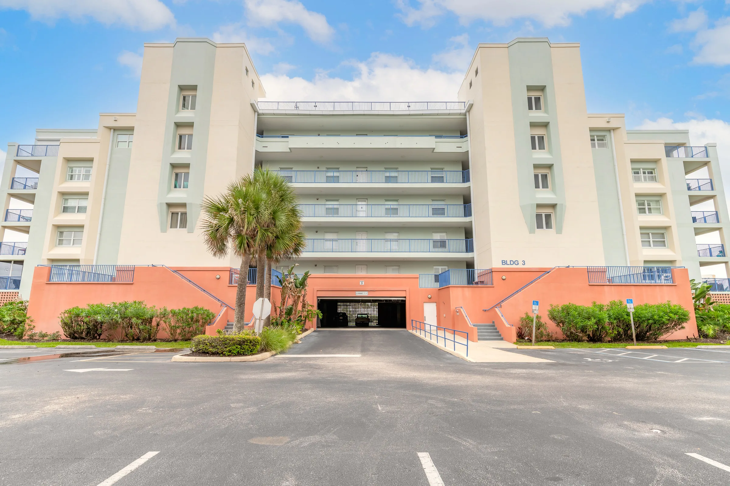 5300 S Atlantic Ave Apt3605 foreclosure property image