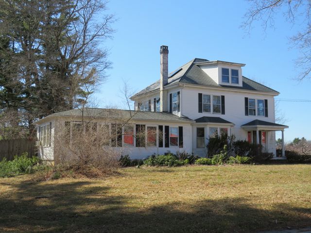 132 Exeter Road foreclosure property image