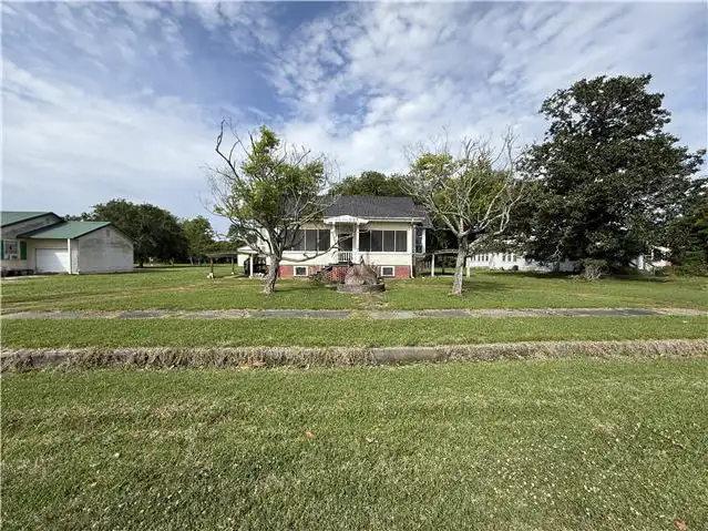 117 New Orleans Ave foreclosure property image