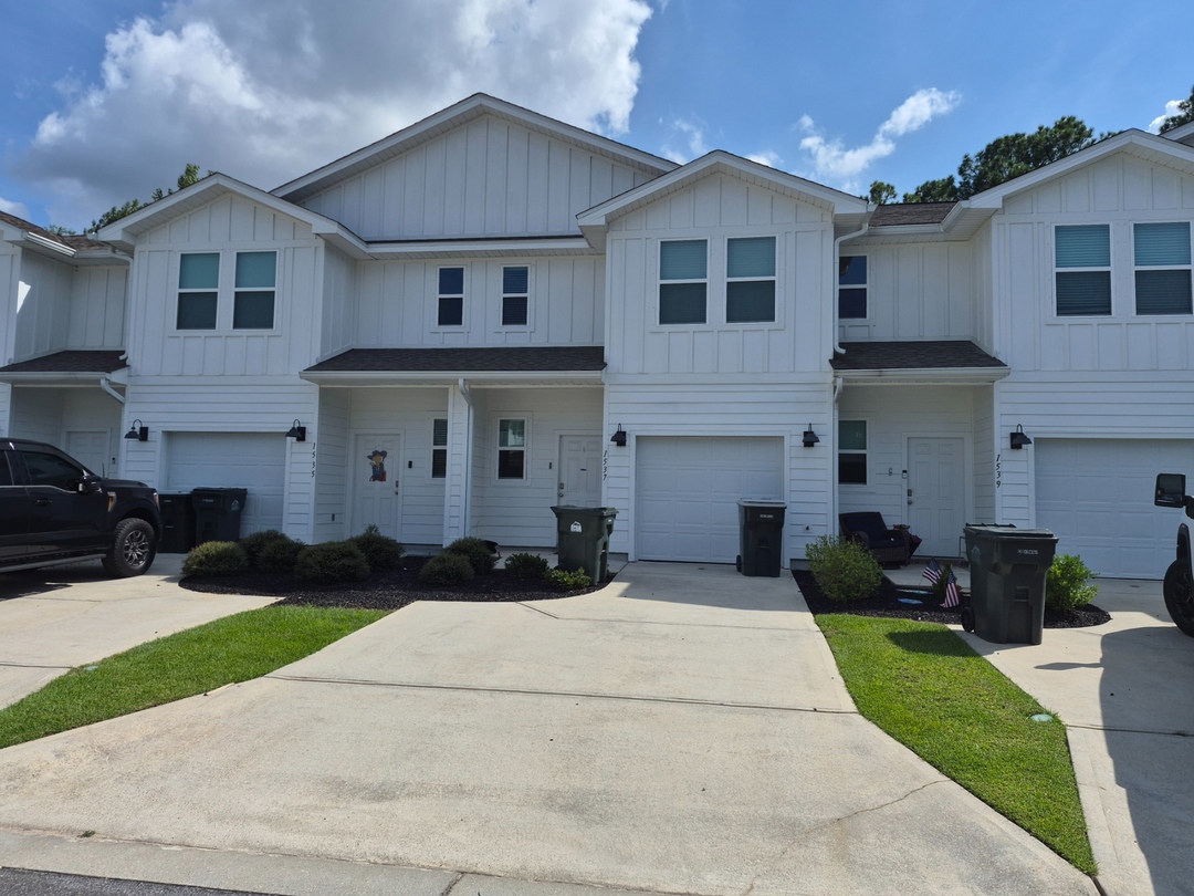 1537 Farragut Way foreclosure property image
