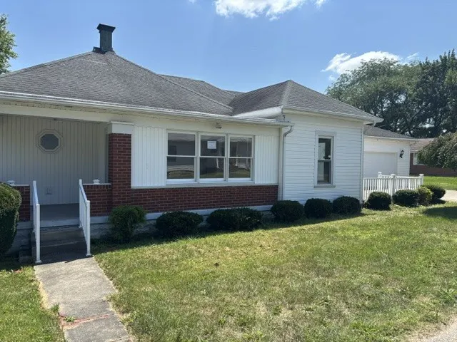 1201 Leonard St foreclosure property image