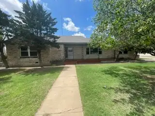 521 W Broadway Ave foreclosure property image