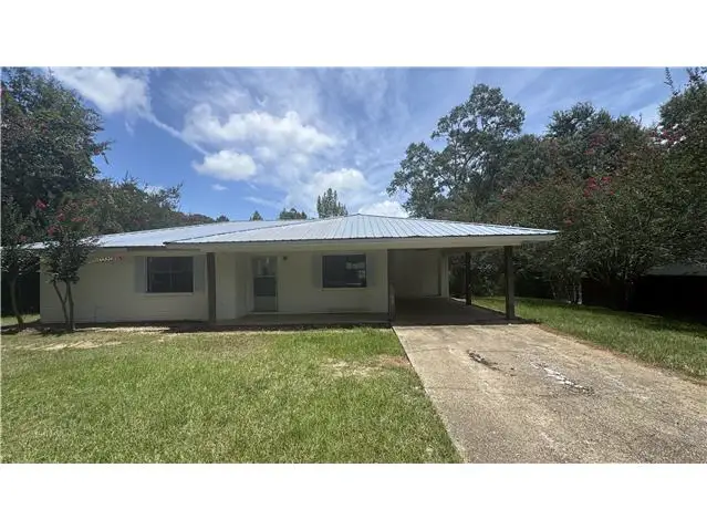 305 Shady Oaks foreclosure property image