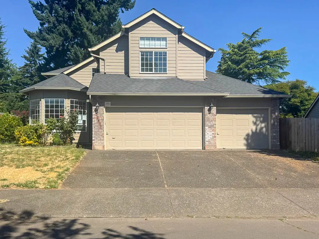 13417 Squire Dr foreclosure property image