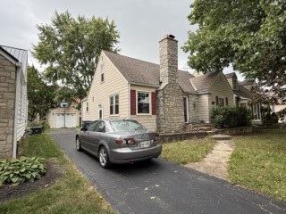 213 Powhatan Ave foreclosure property image