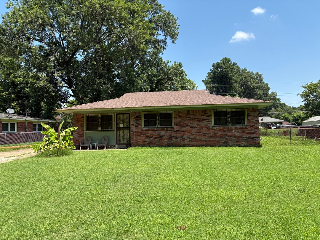 328 Stoneham Rd foreclosure property image