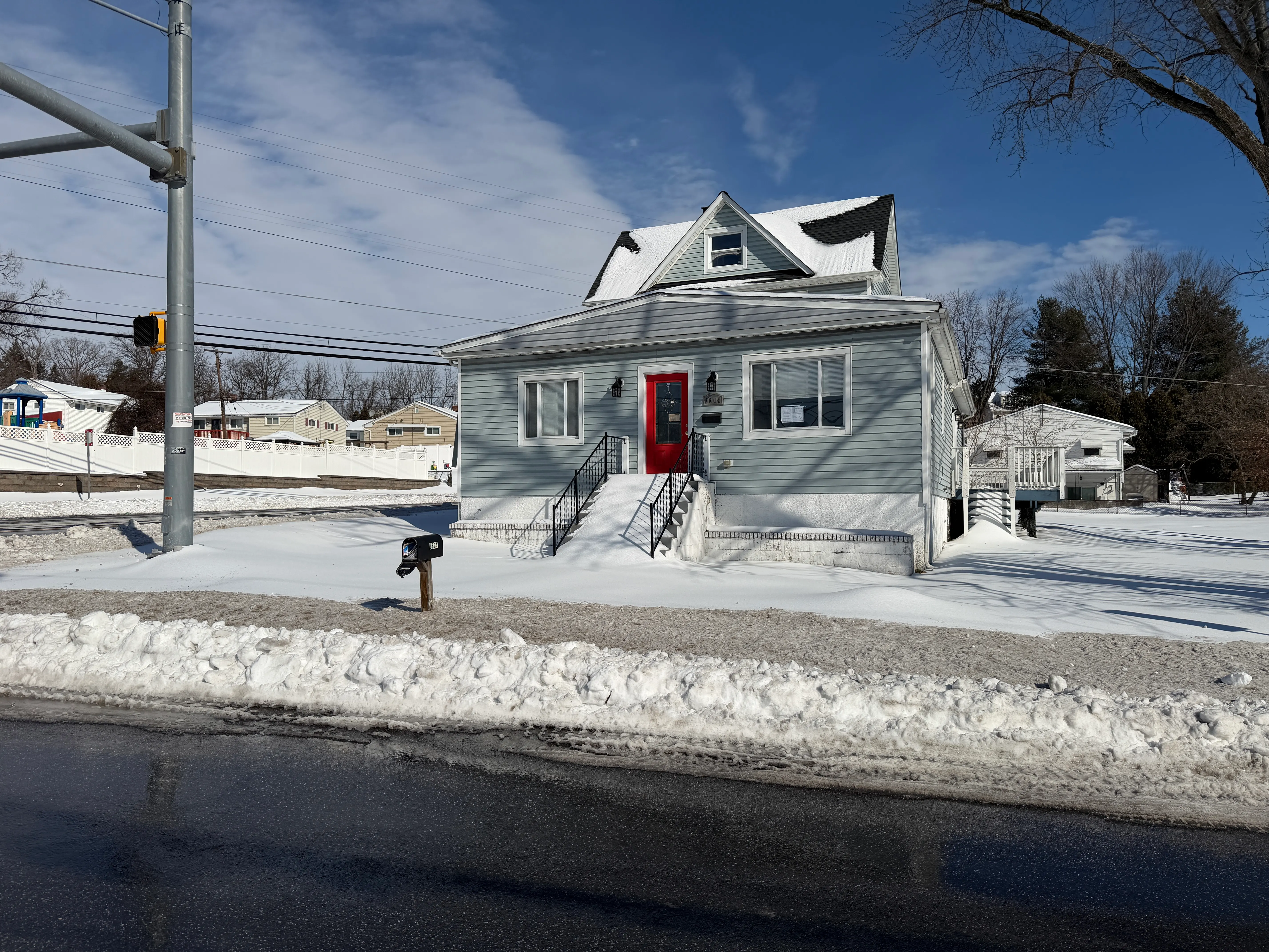 6604 Dogwood Rd foreclosure property image