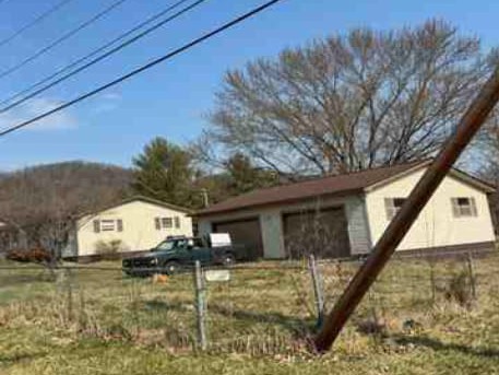 250 Arrowhead Dr foreclosure property image