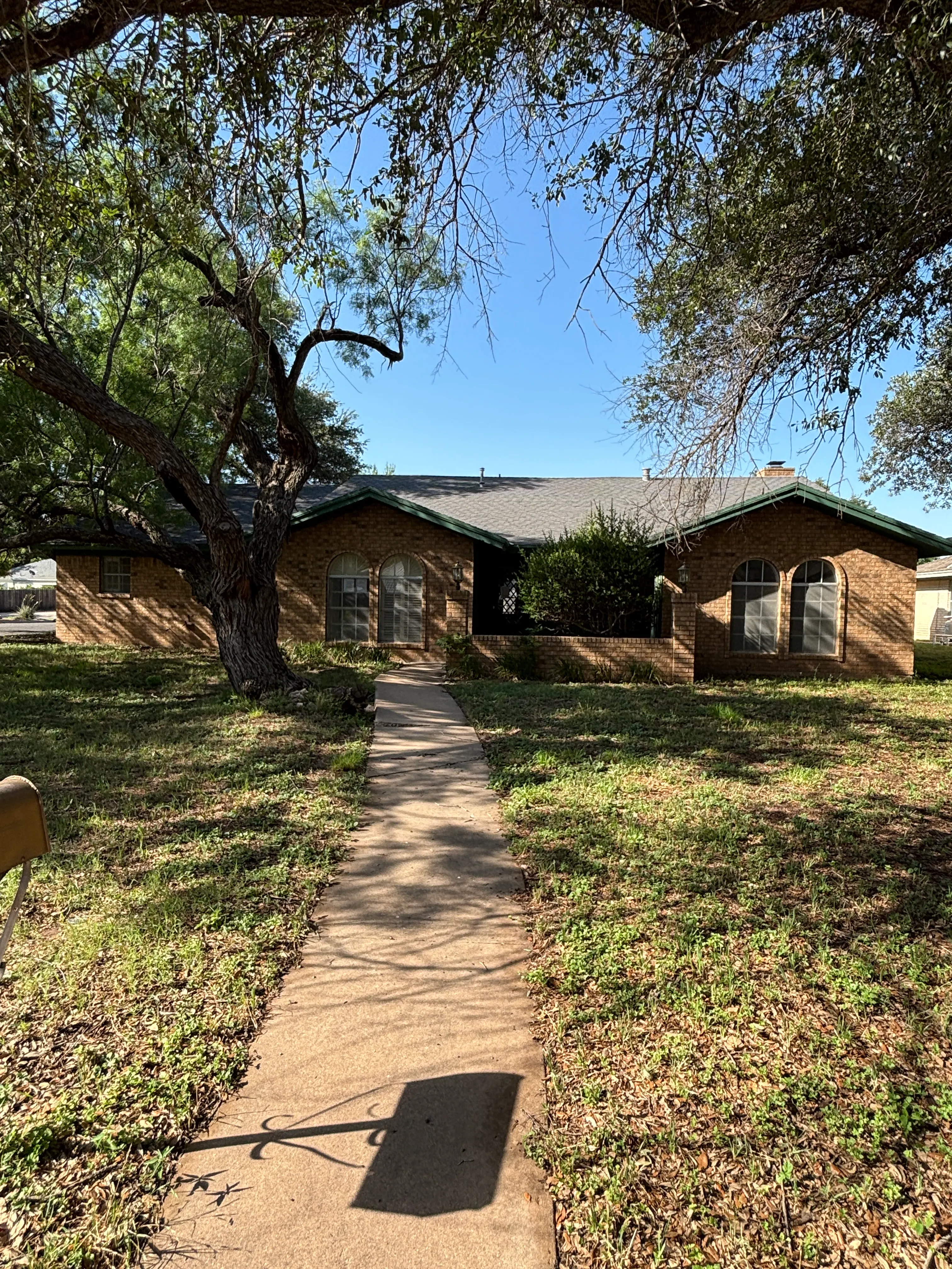 2901 Briargrove Ln foreclosure property image