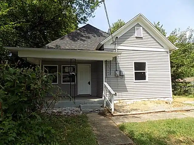 7015 Holly St foreclosure property image