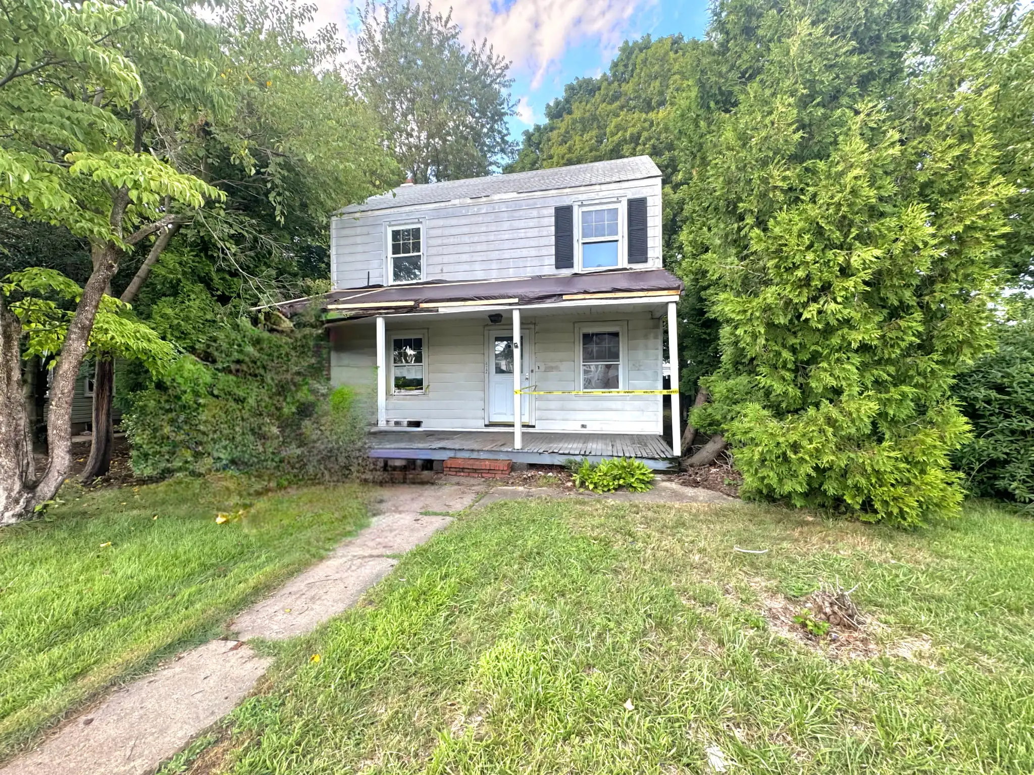472 Connecticut Ave foreclosure property image