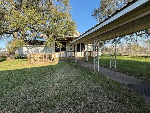 33955 Fm 365 foreclosure property image