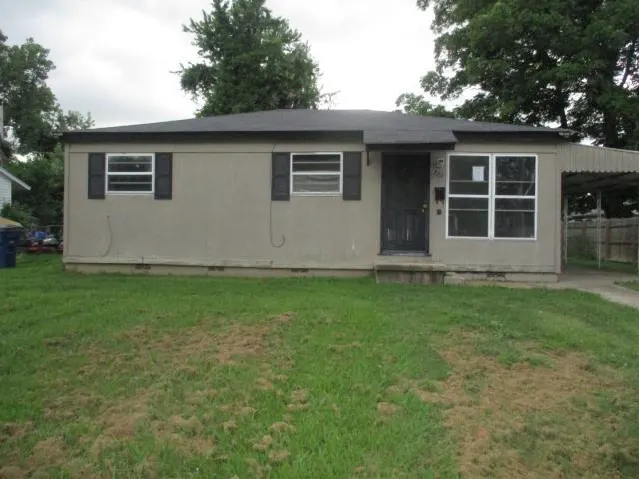 2111 Whyte Dr foreclosure property image
