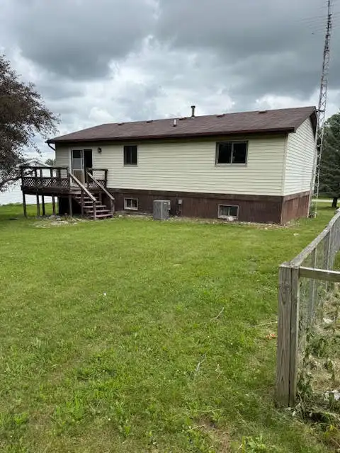 5028 Silverberry Dr foreclosure property image