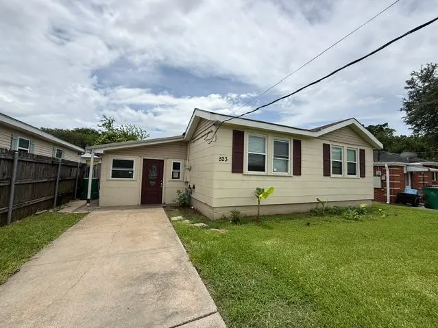 523 Tullulah Ave foreclosure property image
