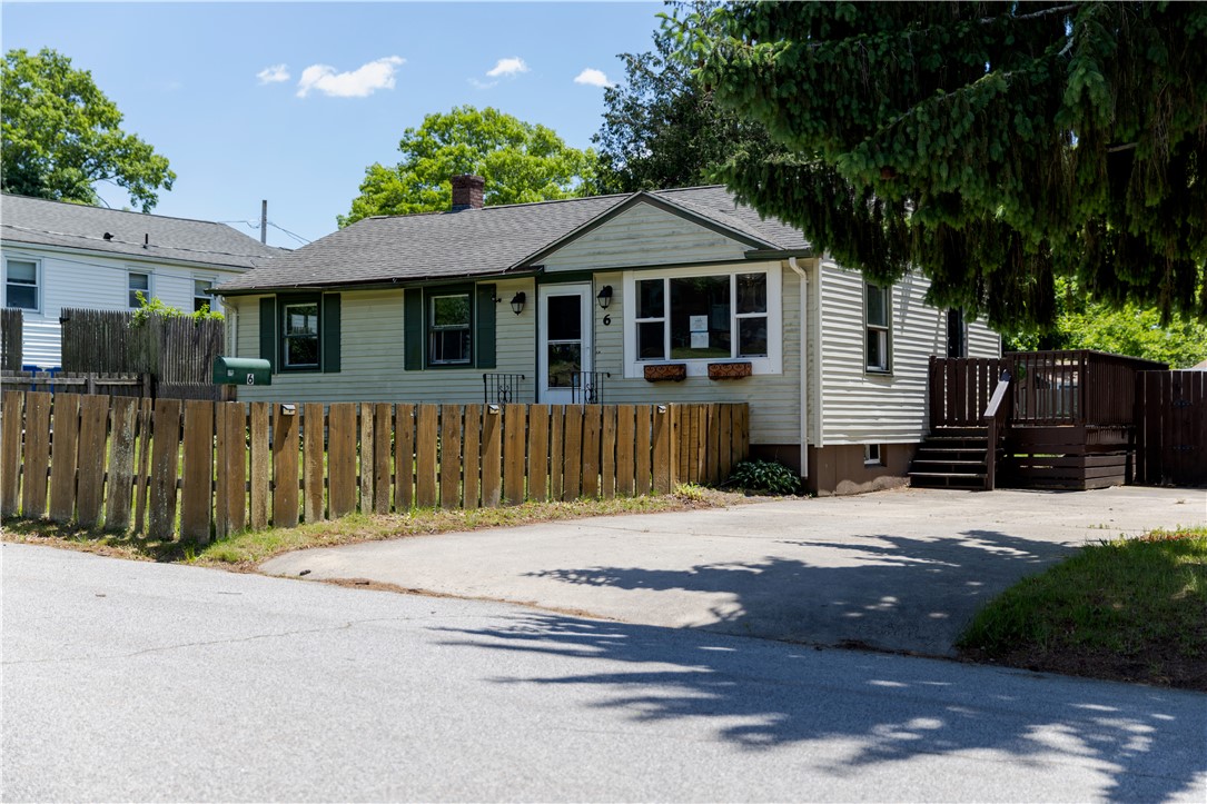 6 Kathy Avenue foreclosure property image