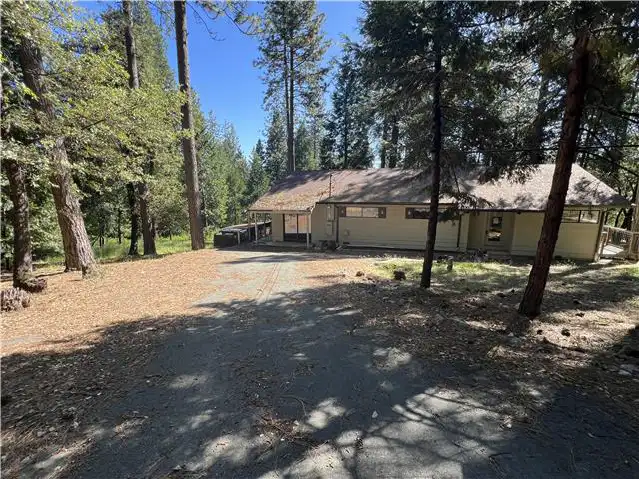 13706 Paelo Ln foreclosure property image