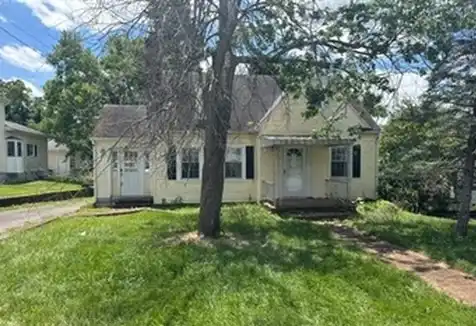 214 E Virginia Ave foreclosure property image