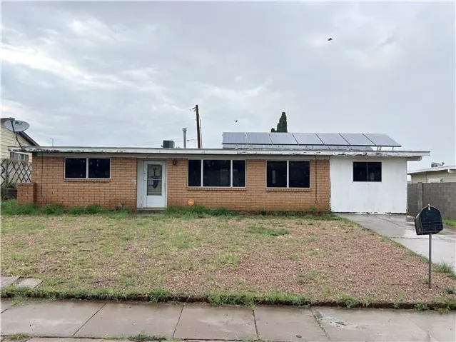 21 E Brown Dr foreclosure property image