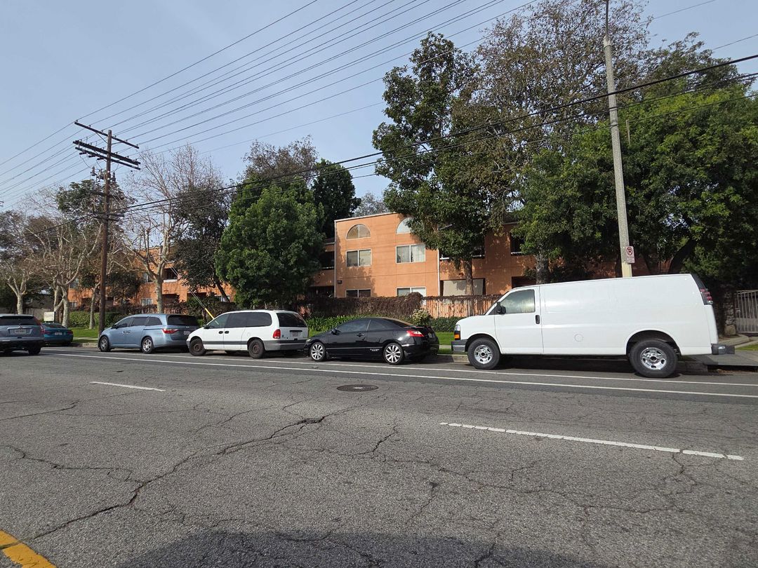 12601 Van Nuys Blvd Unit #218 foreclosure property image