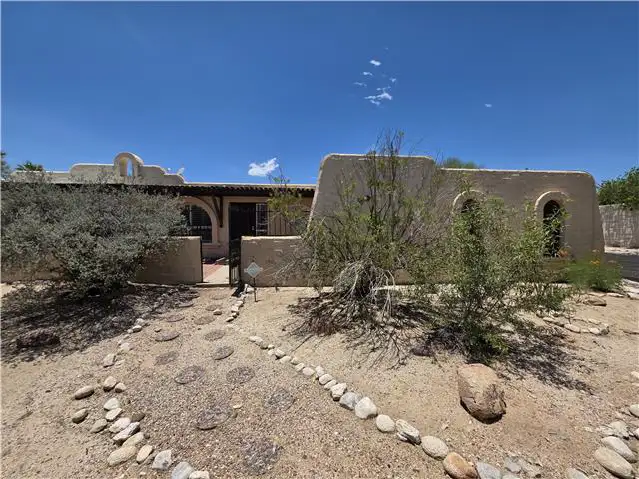5216 N Pueblo Villas Dr foreclosure property image