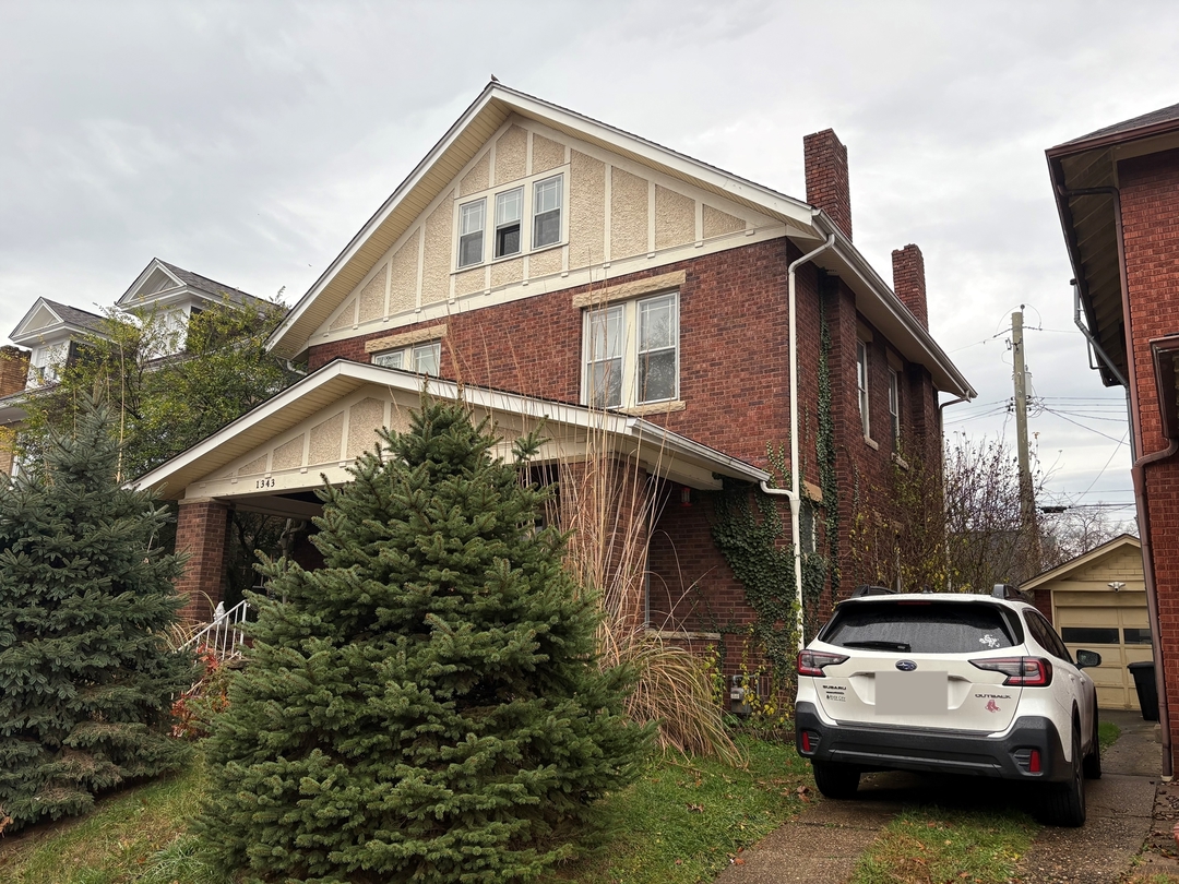 1343 13th St foreclosure property image