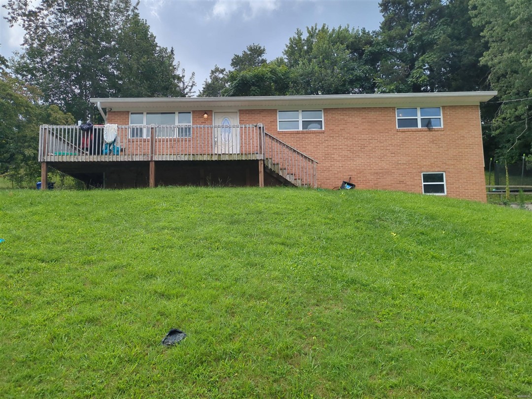 419 Parker Rd foreclosure property image