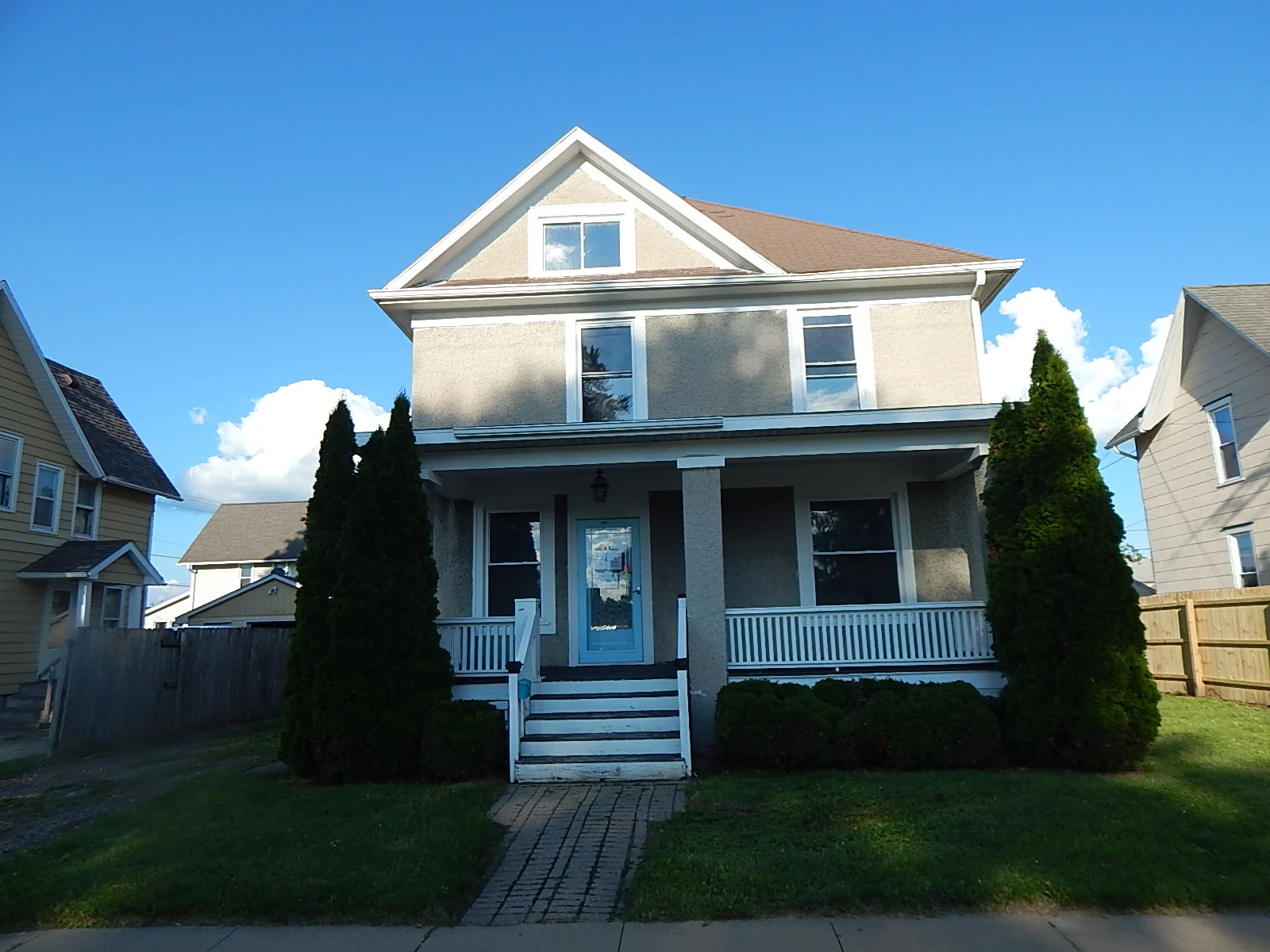 205 N 5th St foreclosure property image