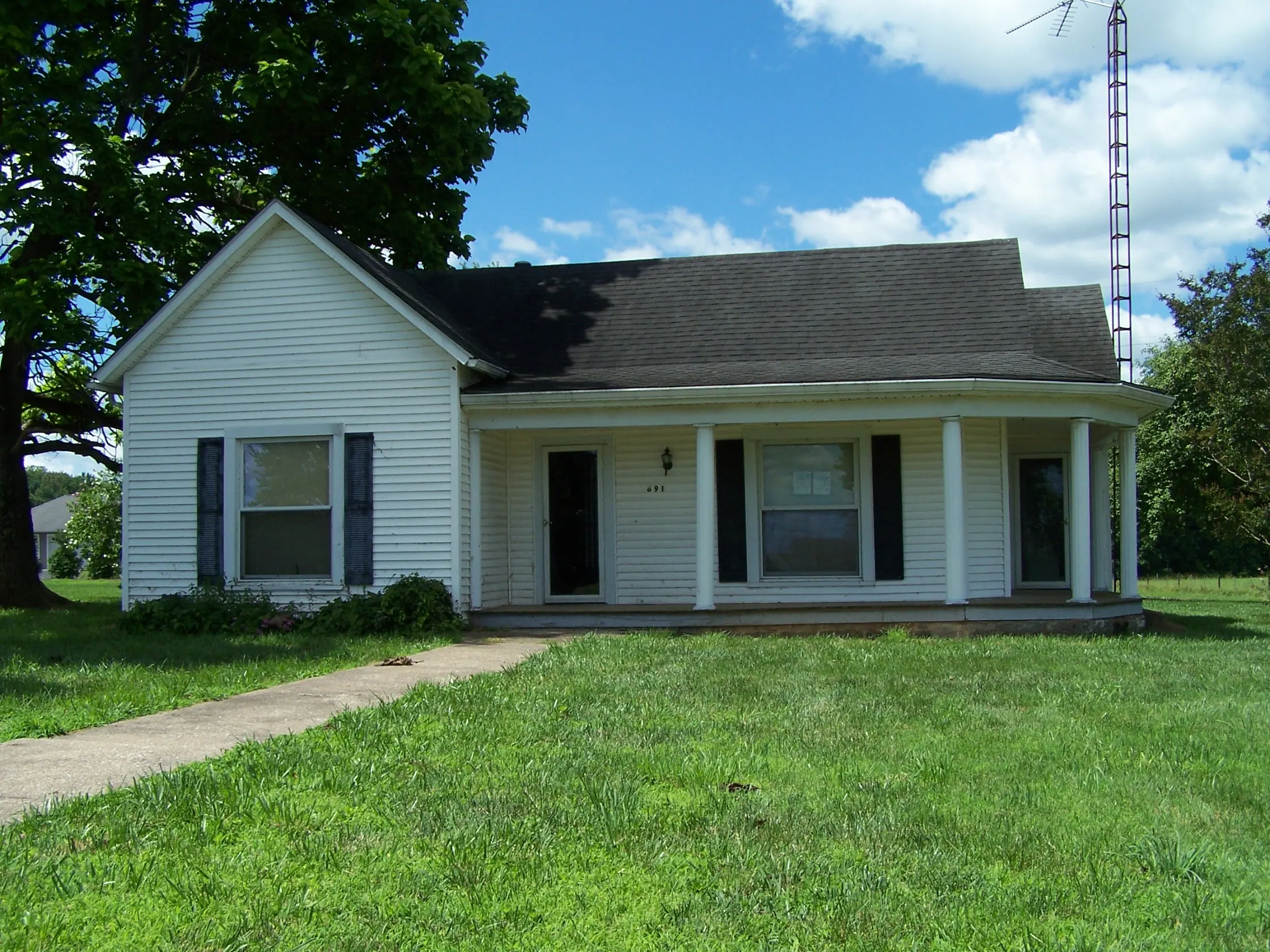 891 Three Forks Flatrock Rd foreclosure property image