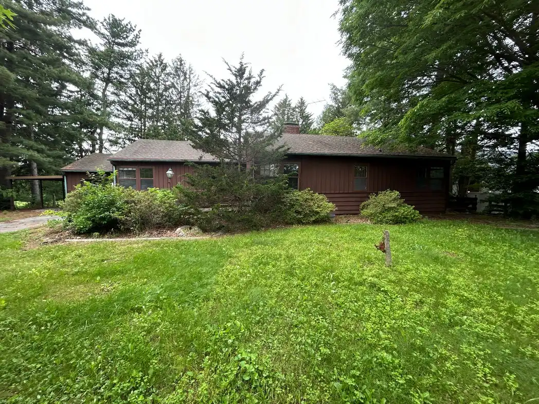 17233 Mountain View Rd foreclosure property image
