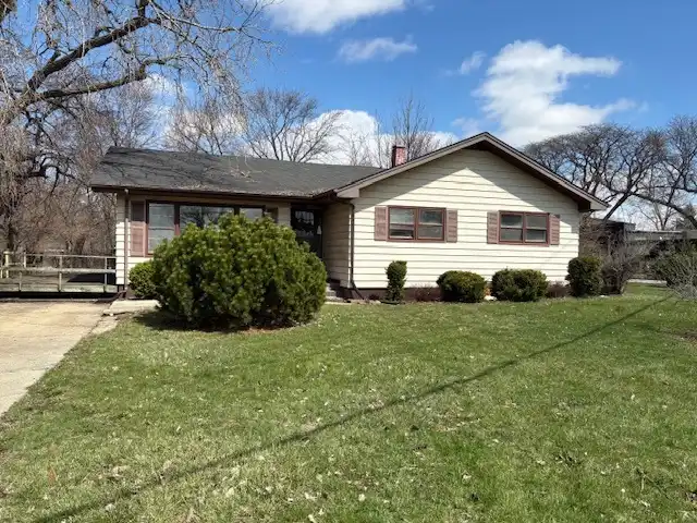 1244 Center Ave foreclosure property image