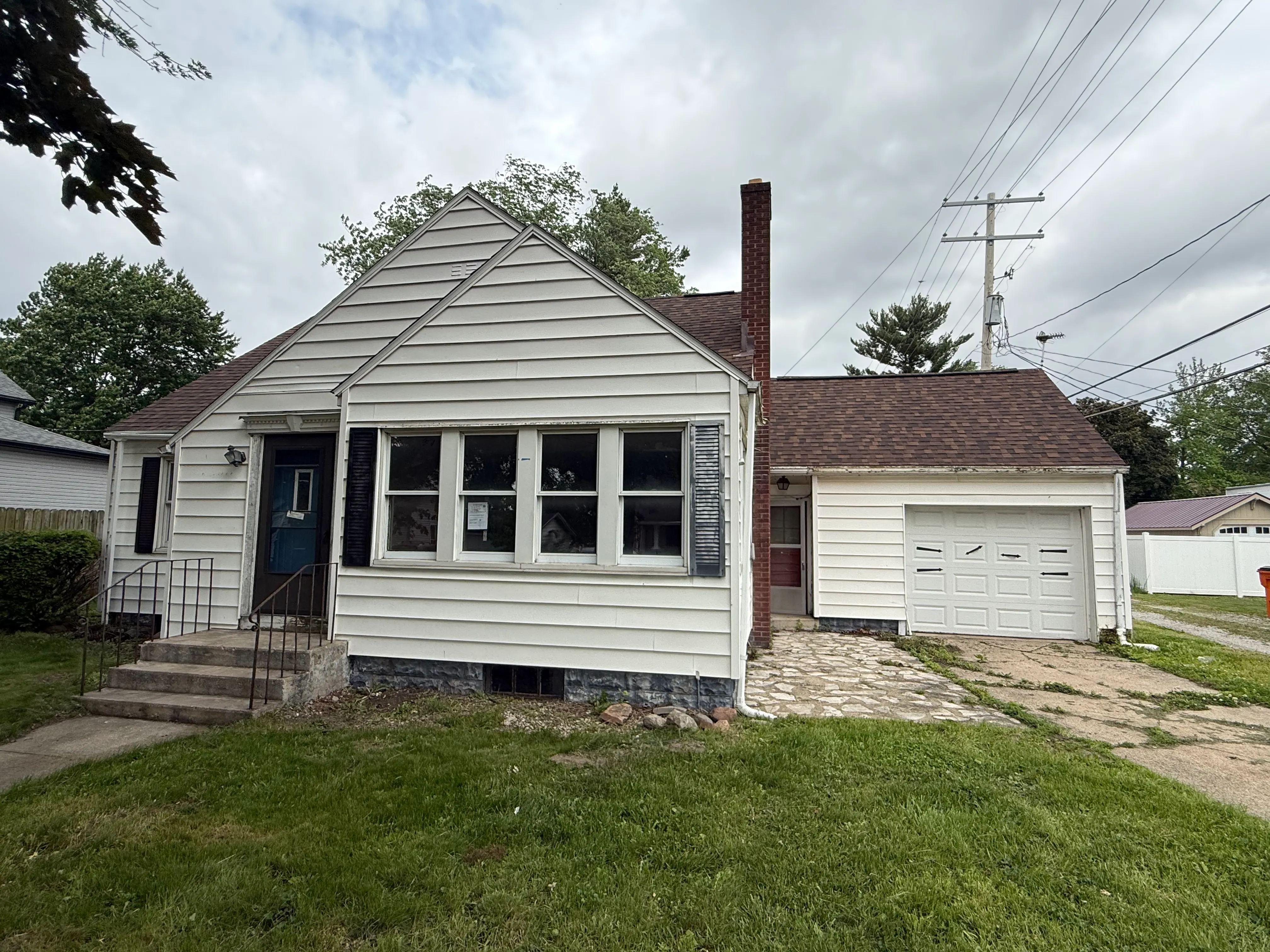 118 W Spring St foreclosure property image