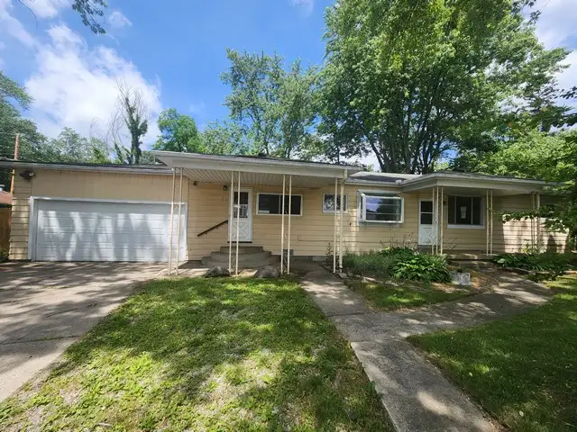 3302 Newton Rd foreclosure property image