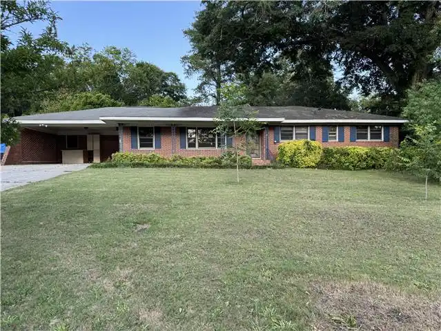 308 Forest Hill Dr foreclosure property image