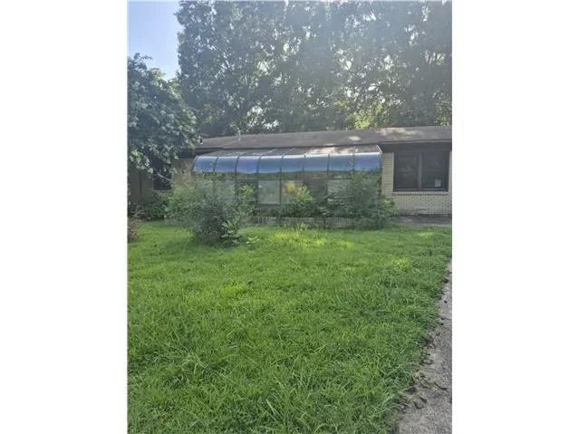 206 S Collison Ave foreclosure property image