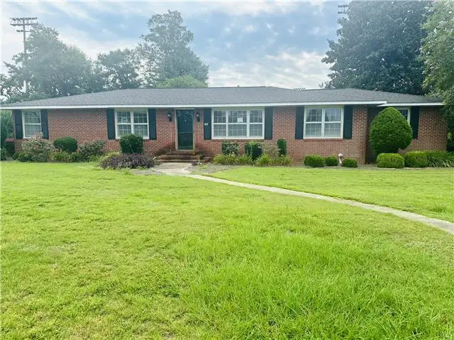 905 S Wiley Ave foreclosure property image