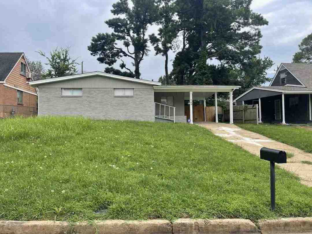 749 Ledbetter Ave foreclosure property image