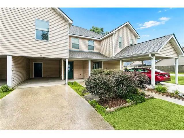 14235 Woodlands Dr #25 foreclosure property image