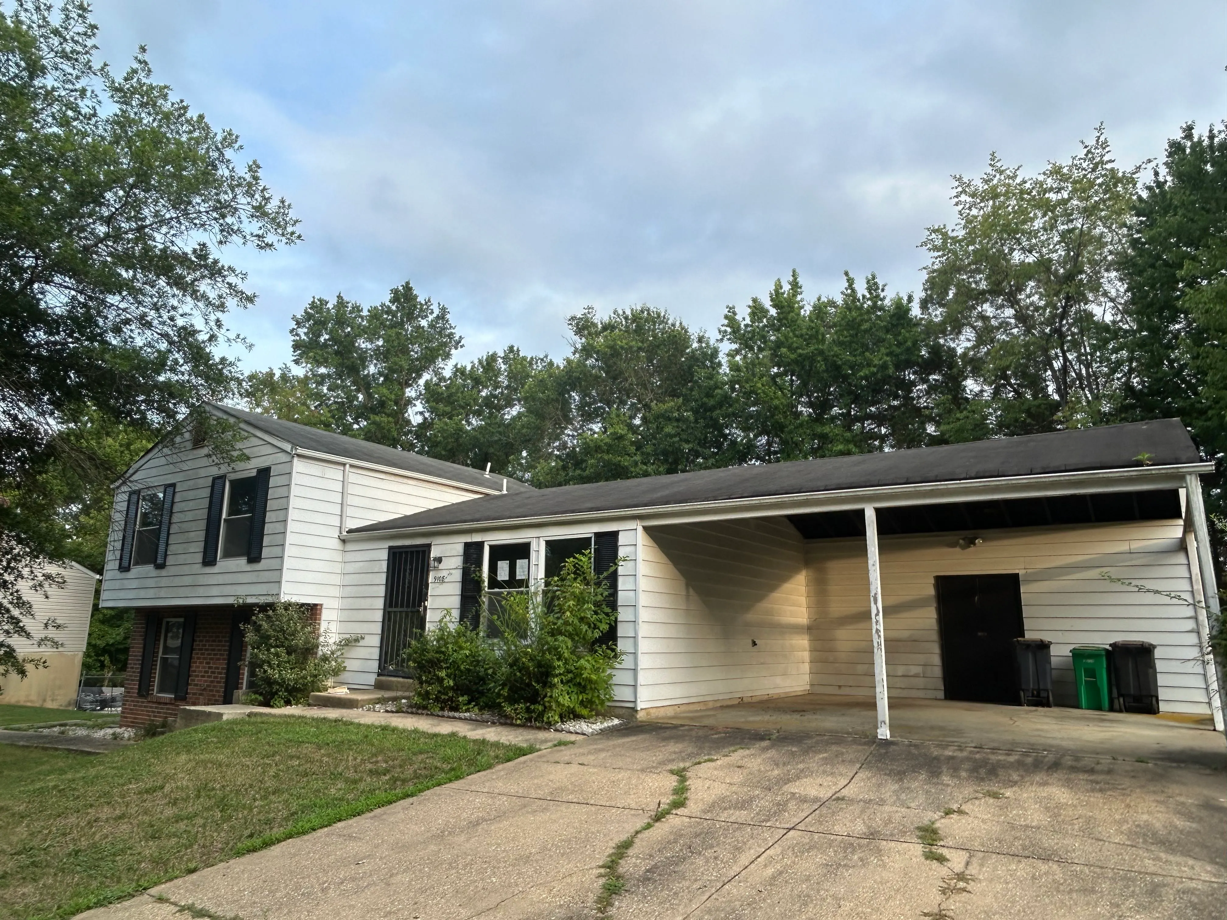 9108 Ridgewood Dr foreclosure property image