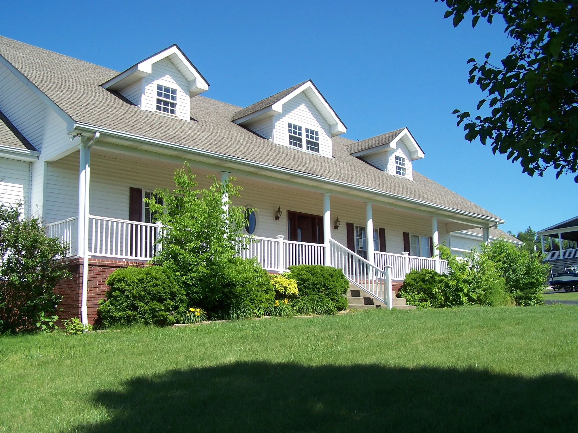 176 Fox Ridge Rd foreclosure property image