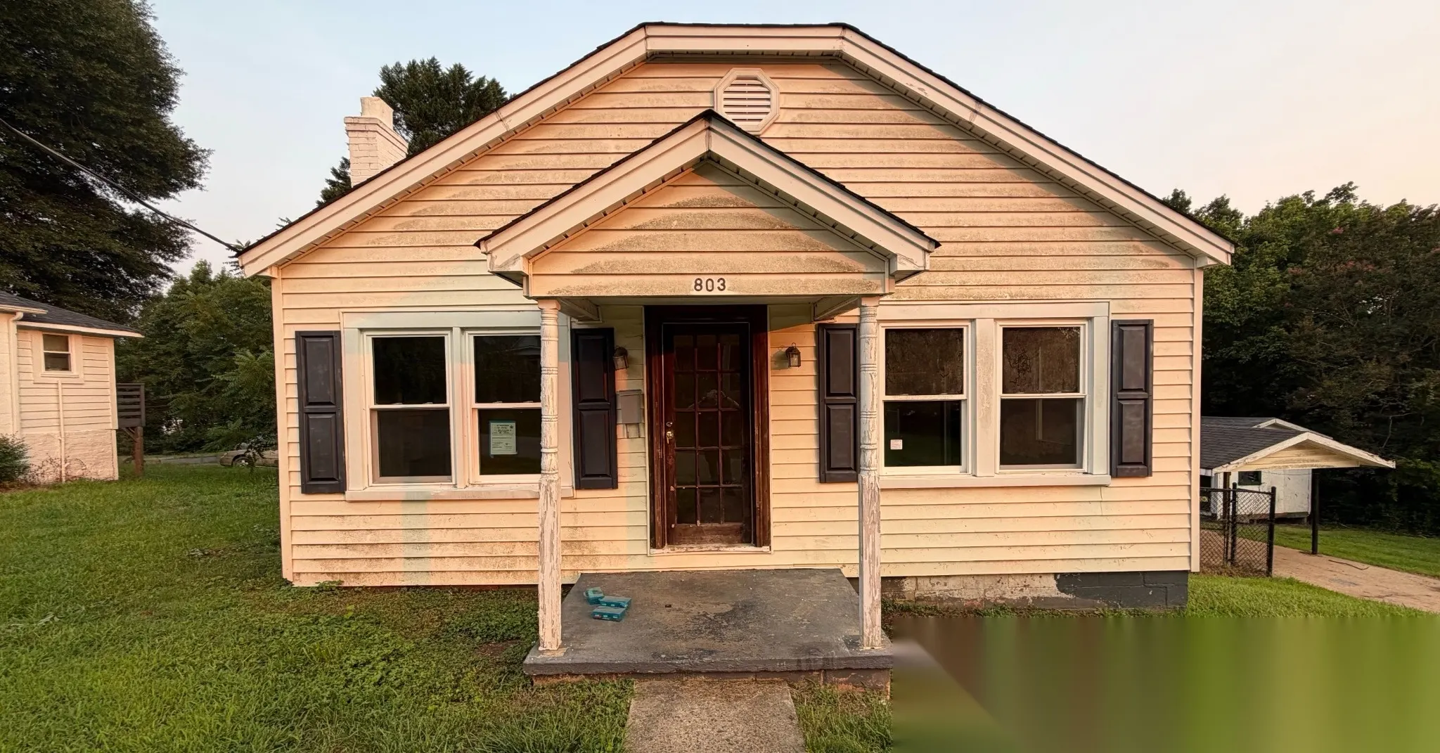 803 S Grove St foreclosure property image