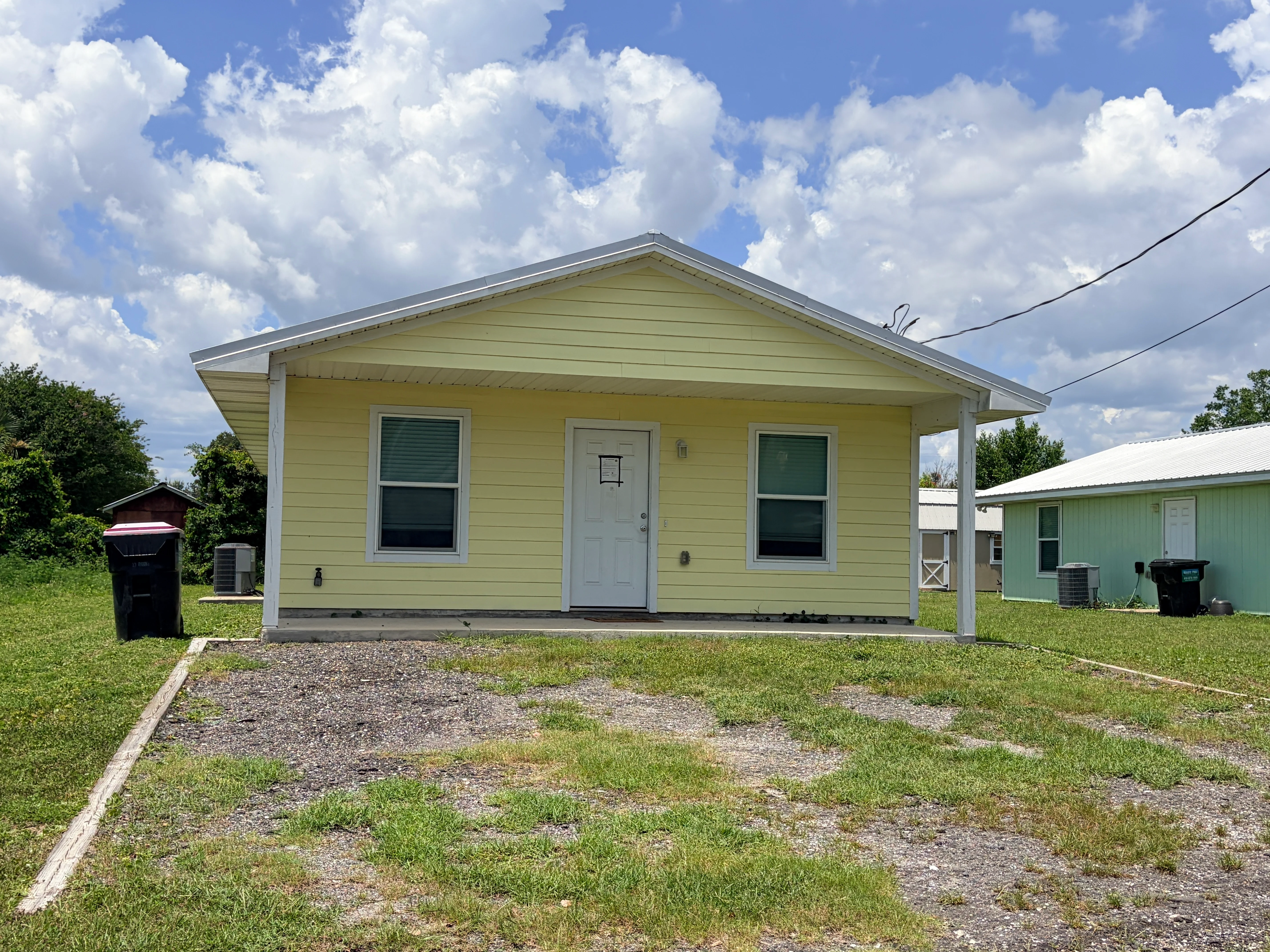 3111 E 2nd Plz foreclosure property image