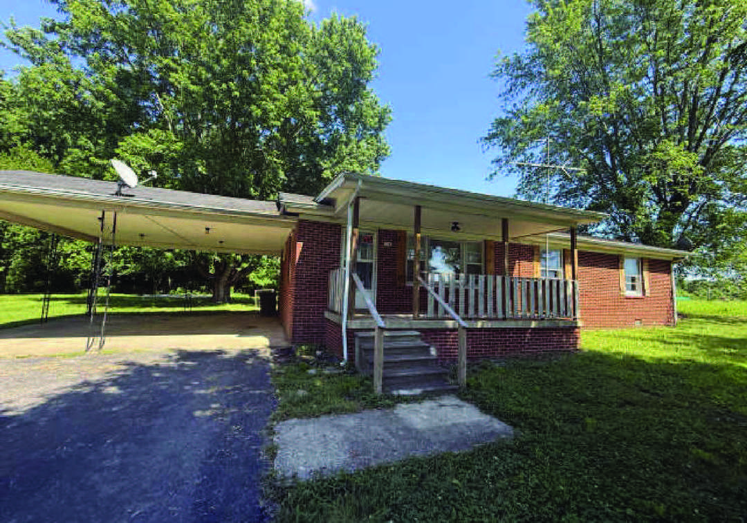 108 Searcy Ln foreclosure property image