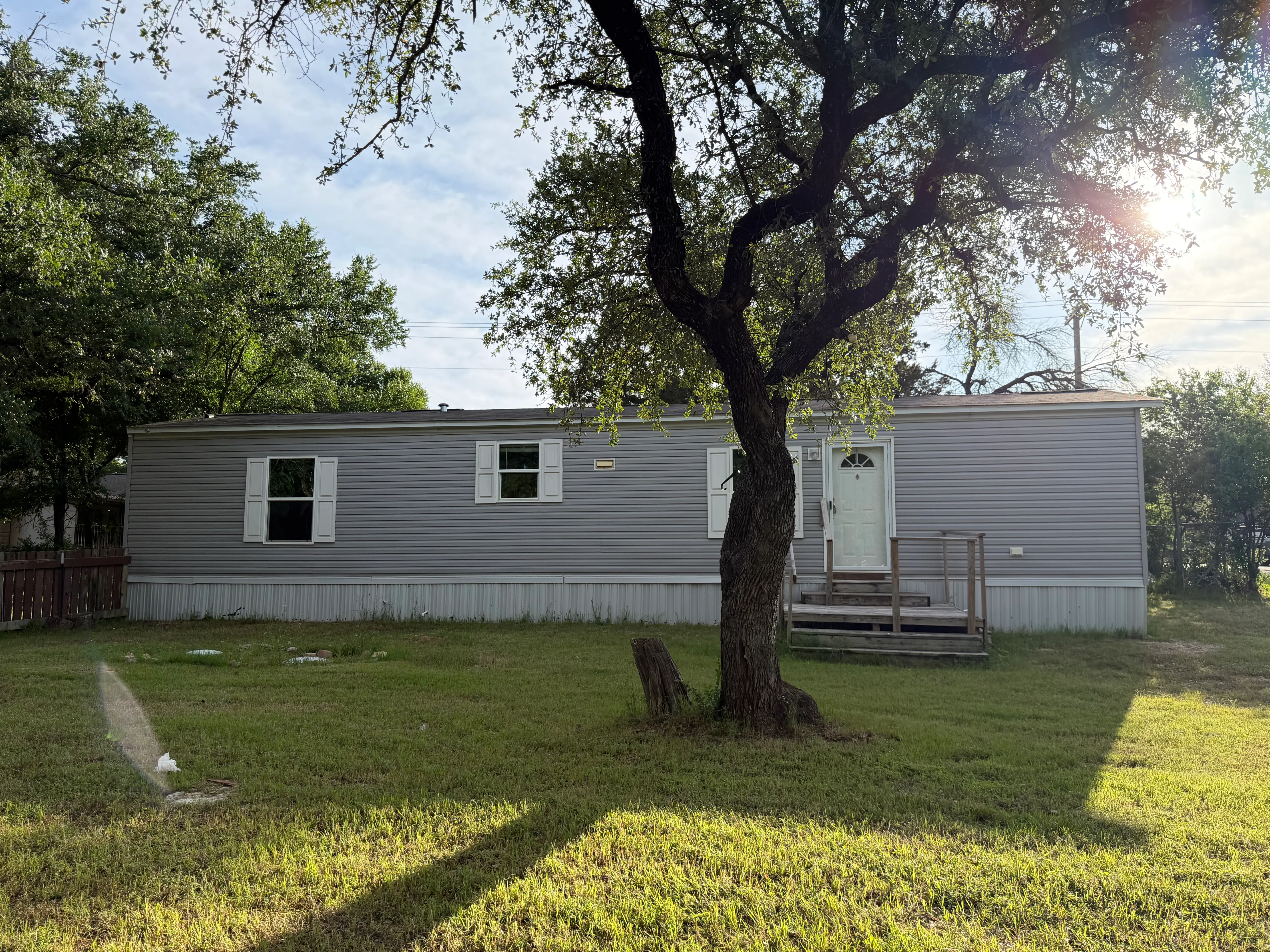 2802 Sycamore Court foreclosure property image