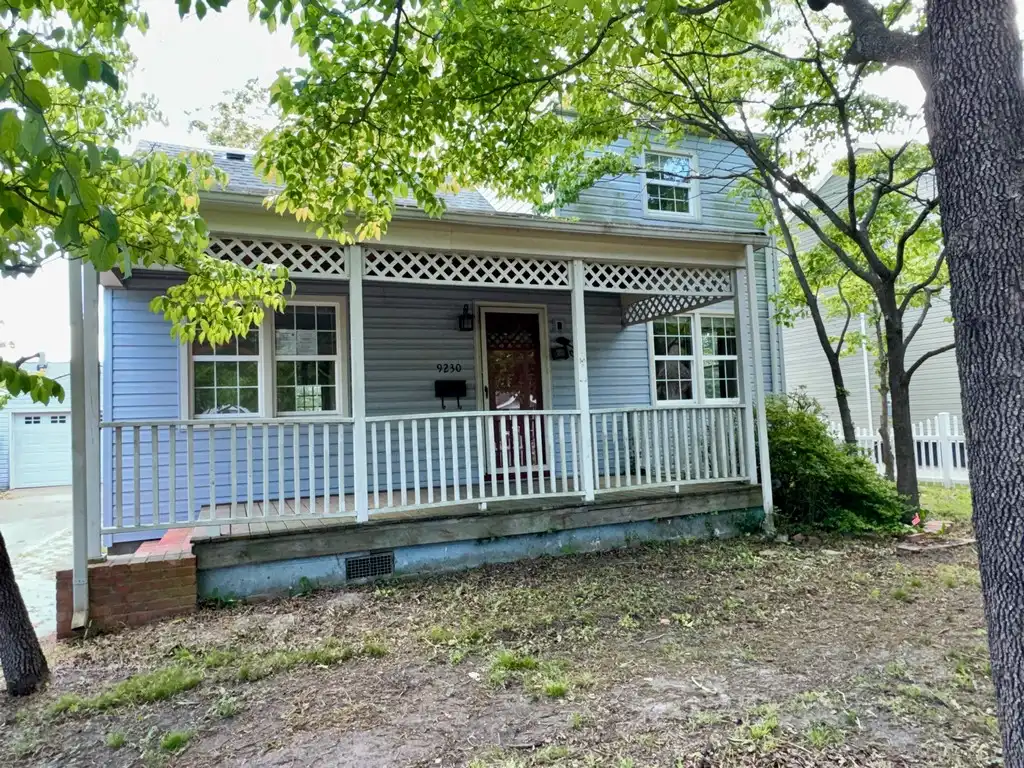 9230 Coleman Ave foreclosure property image