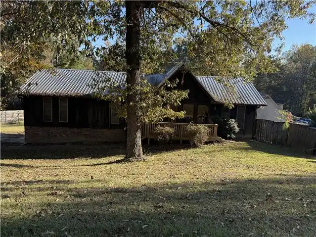 7220 Silver Ln foreclosure property image